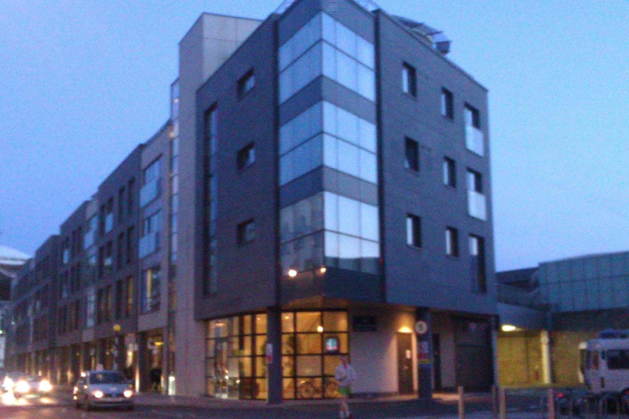 Liberty Wharf Apartments Ст. Хейлир Джерси Экстерьер фото