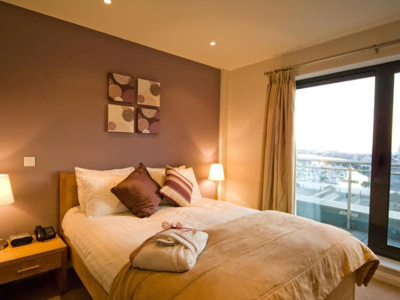 Liberty Wharf Apartments Ст. Хейлир Джерси Экстерьер фото